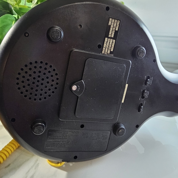 Vintage Animated M&M's Candy Landline Telephone M&Ms talks when the phone rings - Picture 12 of 12